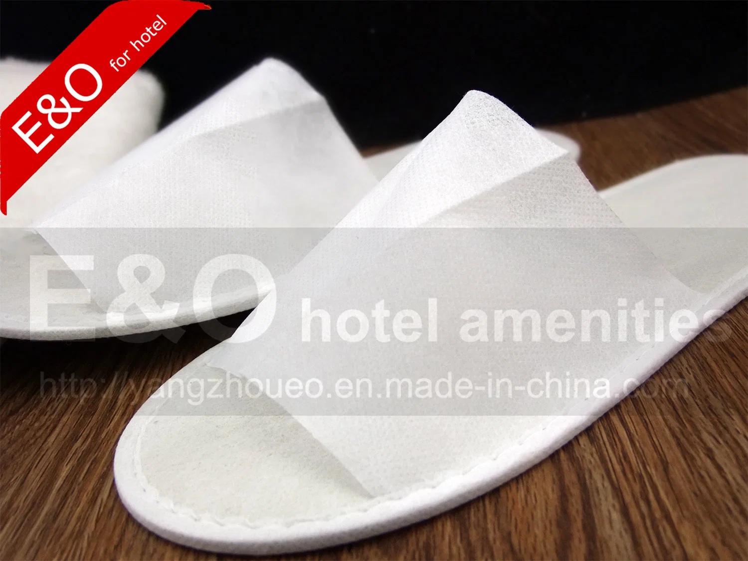 Non-Woven Fabric Disposable Hotel Slippers with Cheapest Price