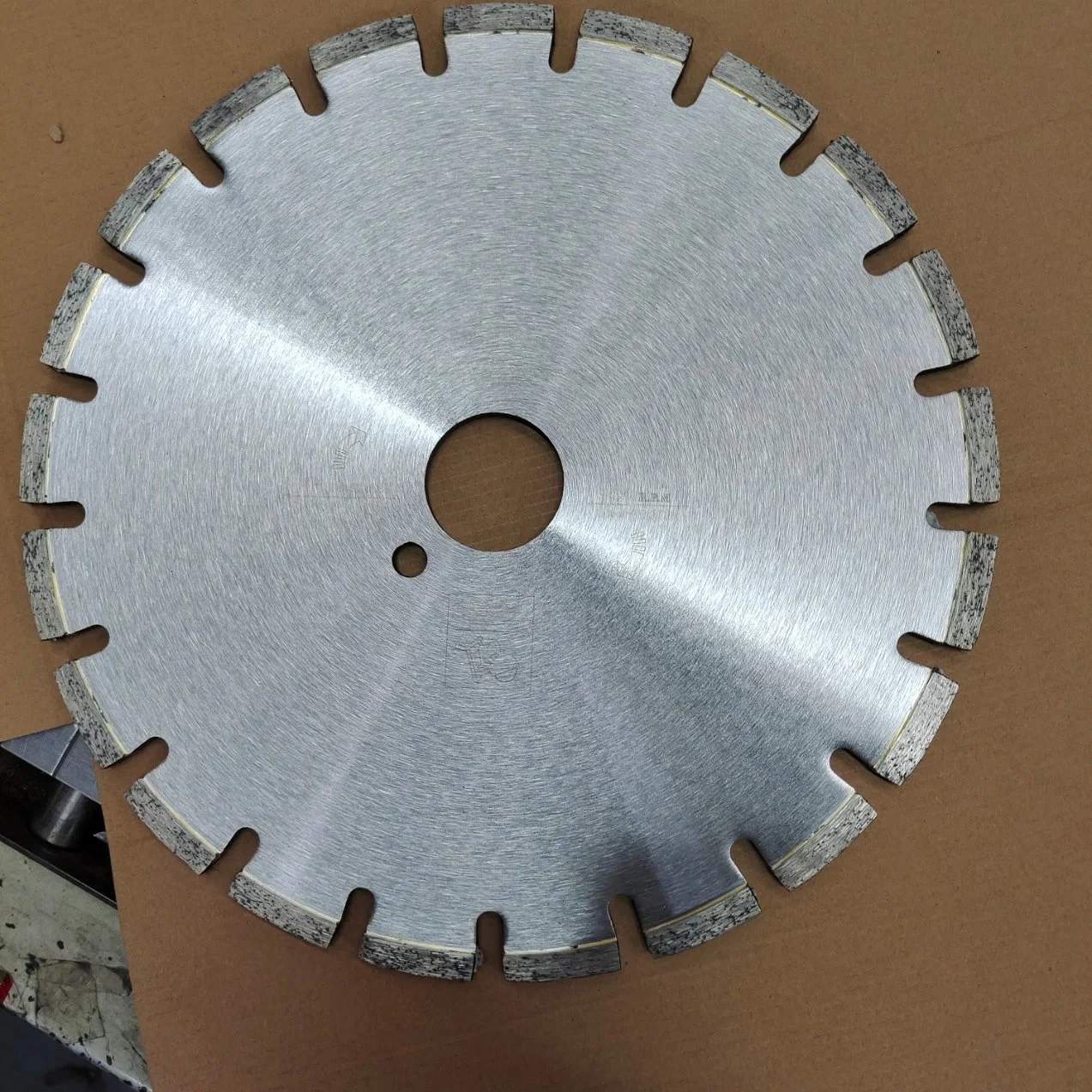 High Frequency Super Abrasive Welding Diamond Saw Blade Cutting Tool for Concrete