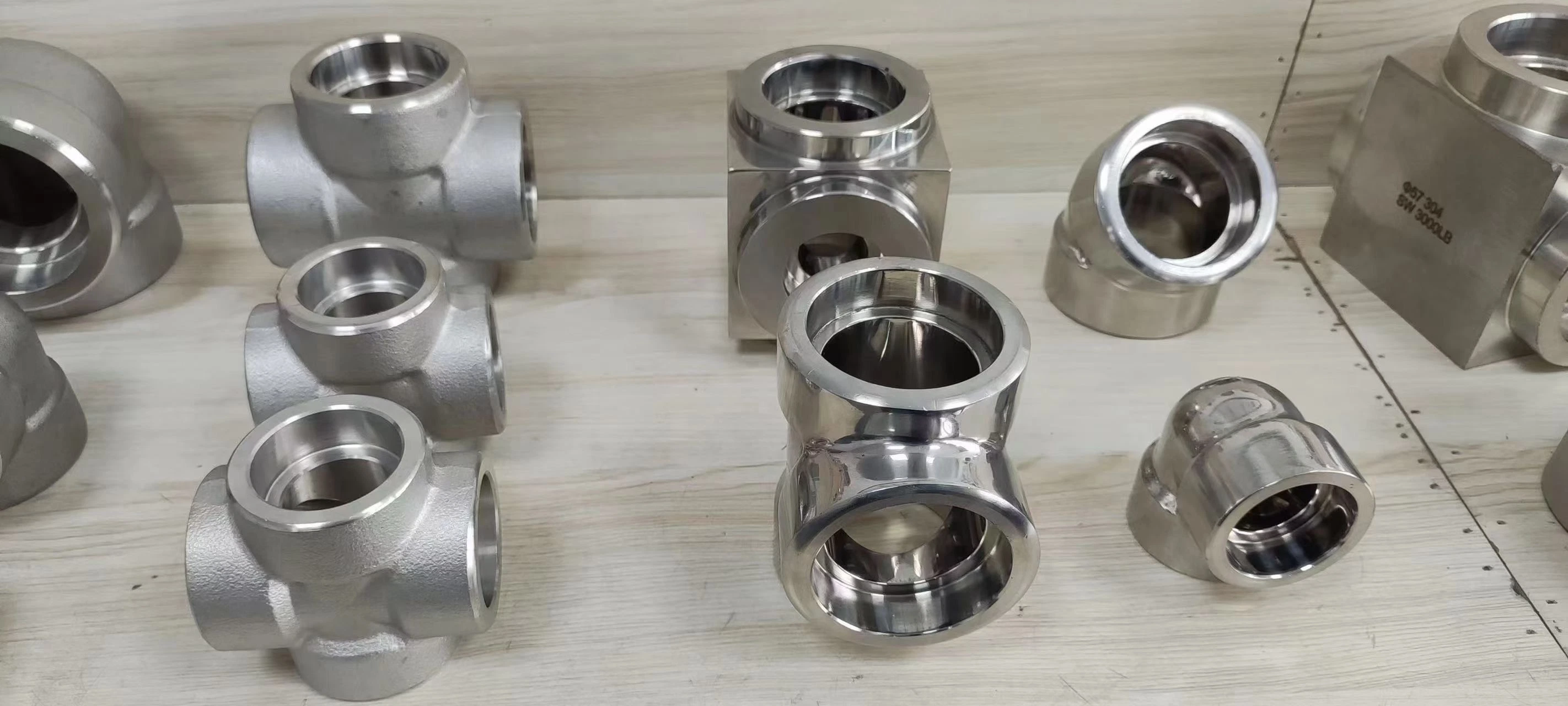 Ss 304 316 45-Degree Threaded Stainless Steel Accessories Pipe Fitting, Female Ss 90-Degree Elbow, China Wholesale/Supplier