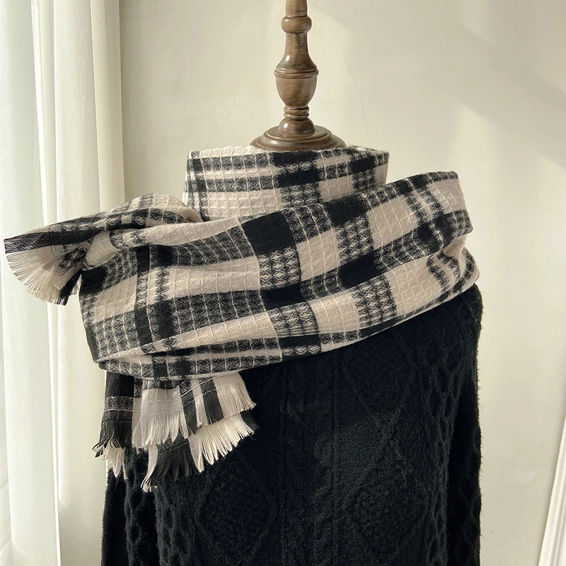 New Fashion Autumn and Winter Korean Style Thickened Plaid Cashmere Lady Scarf