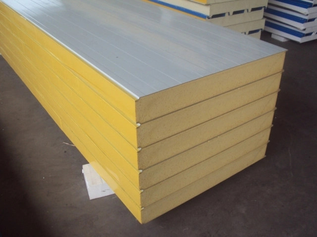 PPGI Steel Surface Standard Micro Lined Embossed Heat Insulated Polyurethane Sandwich Panel