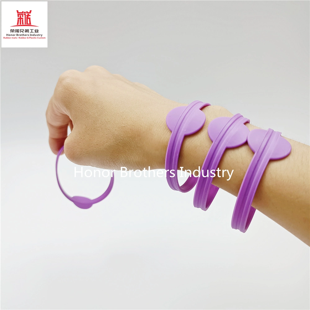 Factory Directly Custom Grow in The Dark Silicone Wristband Fashion Sport Bracelet Silicone Bangle