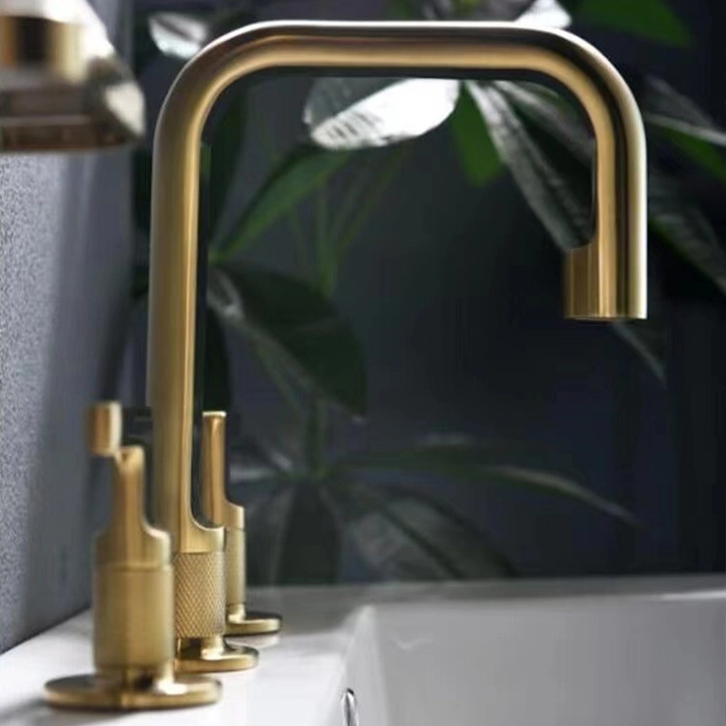 Modern Brushed Gold Bathtub Faucets 3 Hole Brass Bathroom Mixer Faucets