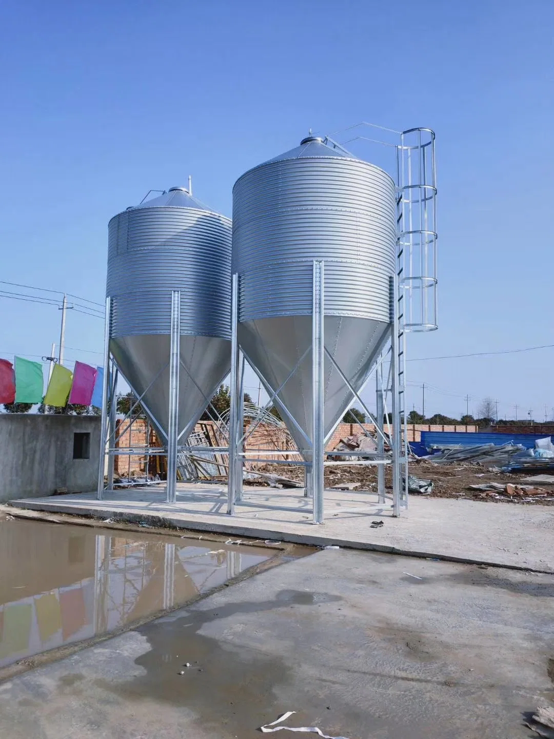 Chicken Farm Poultry Farm Layer Farm Galvanized Feed Silo with 10 Tons