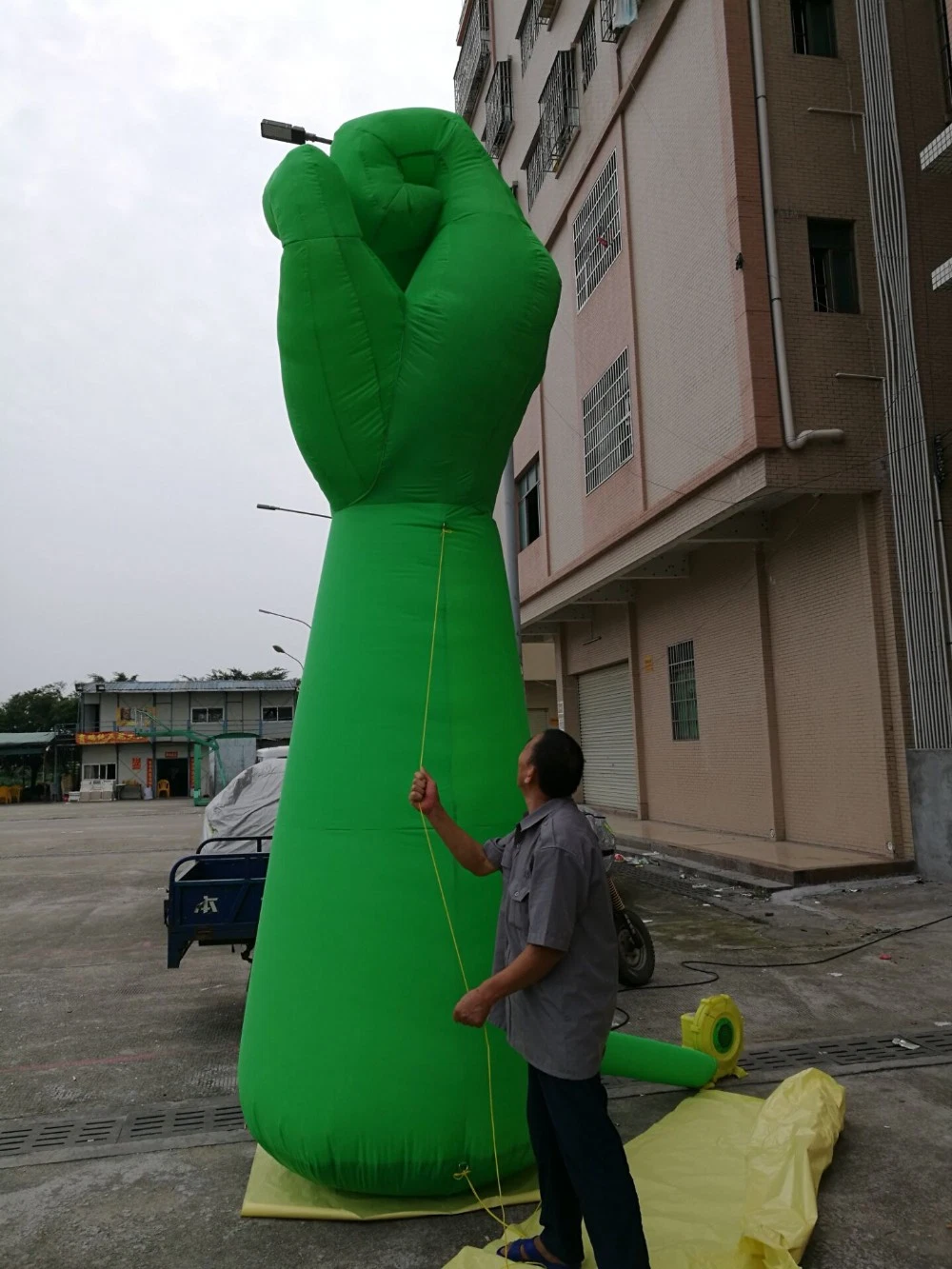 Boyi Factory Price Custom Inflatable mano inflable gigante