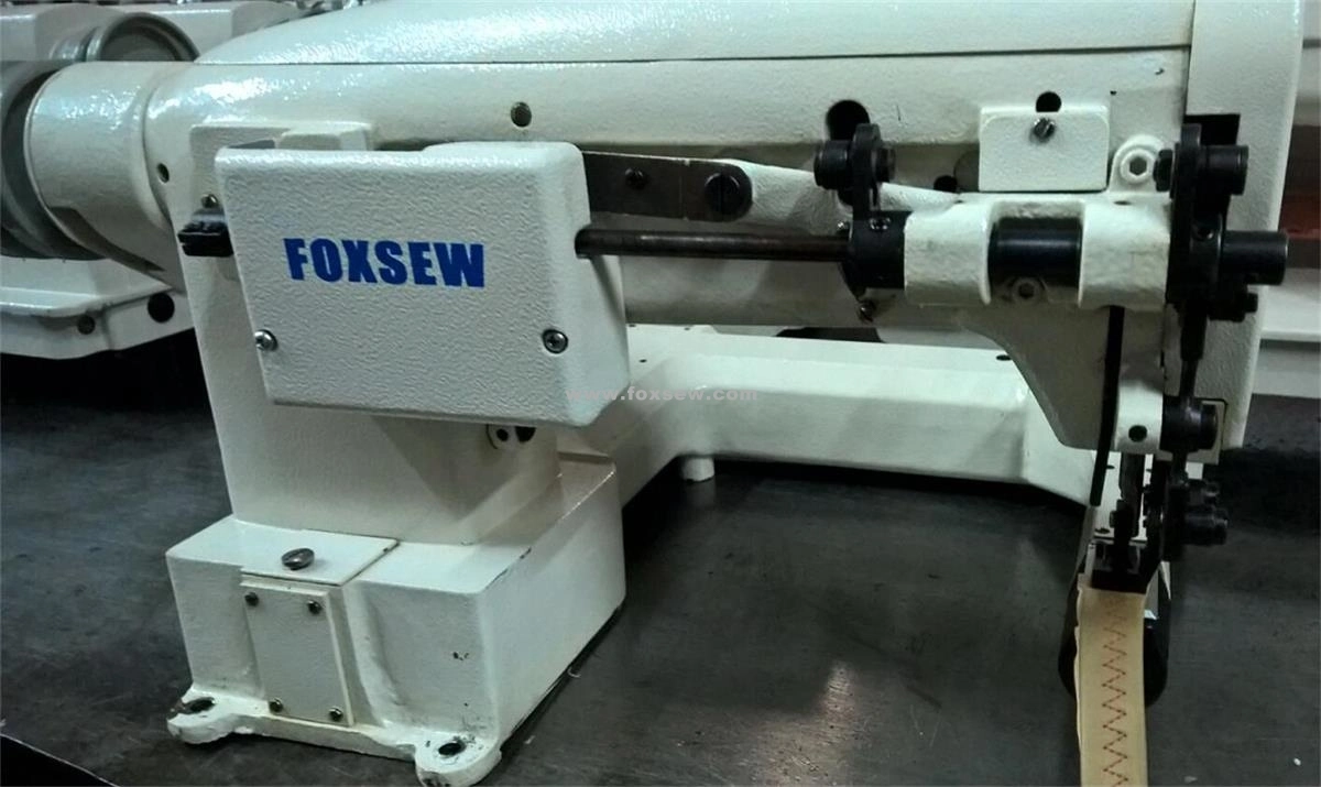 Feed off The Arm Walking Foot Zigzag Sewing Machine