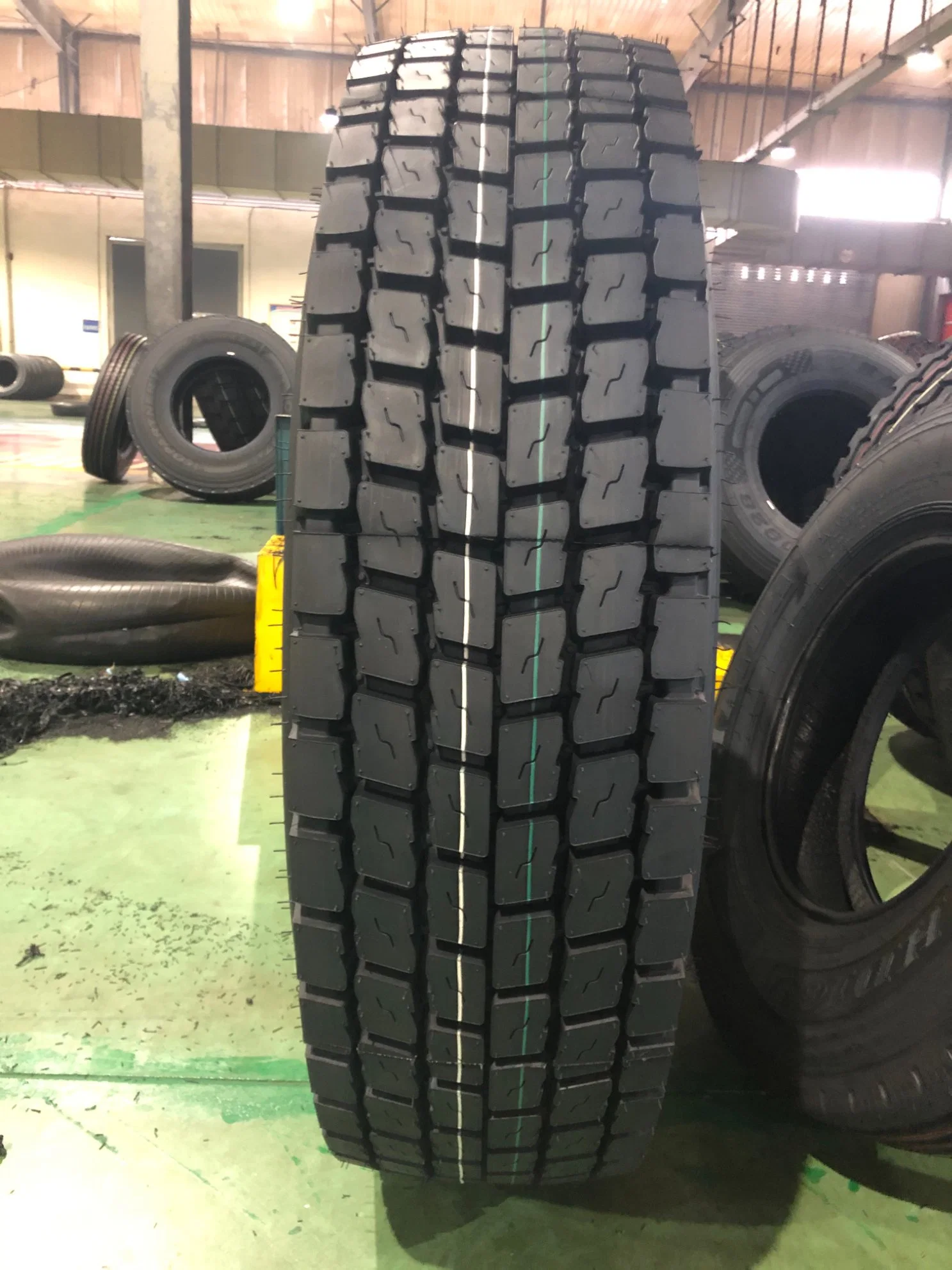 Cheap Wholesale/Supplier Used TBR Truck Tires Tyre 385/65r22.5 295/80r22.5 315/80r22.5 315/70r22.5