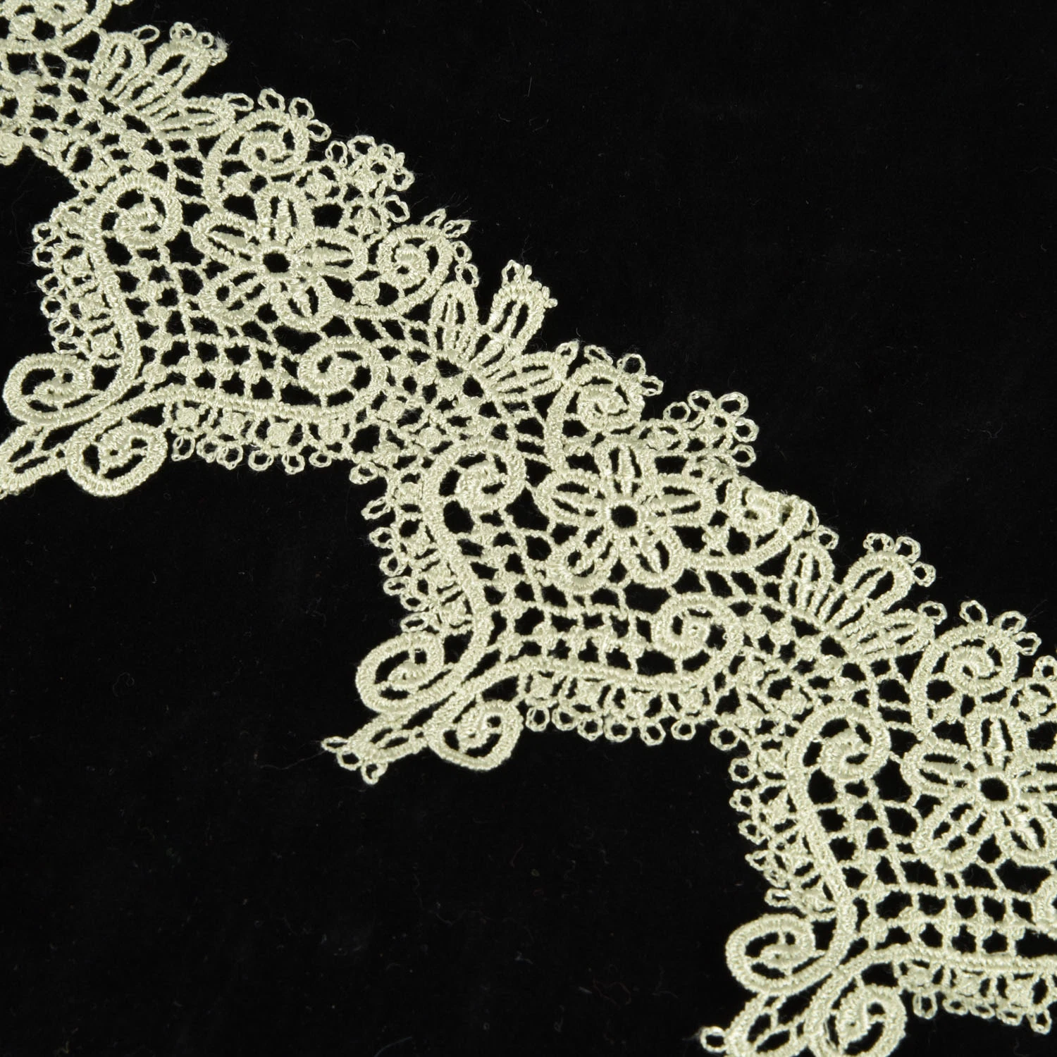 Original Factory Wholesale/Supplier High quality/High cost performance  Custom Factory Embroidered Bridal Chemical Lace Trim