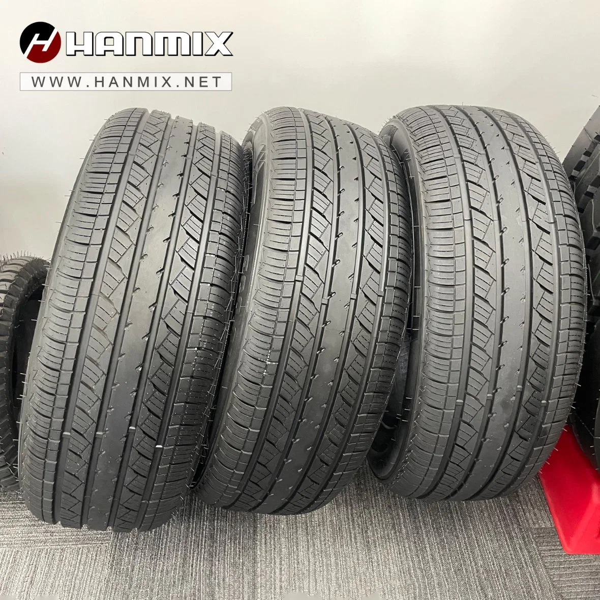 Hanmix All Season Summer Winter UHP/Van/SUV/4X4 /at/Mt/Ht/Rt PCR Passenger 175/65r14 245/45r18 185/70r14PCR 195/65r15 205/55r16 225/70r15 Car Tyres Tires