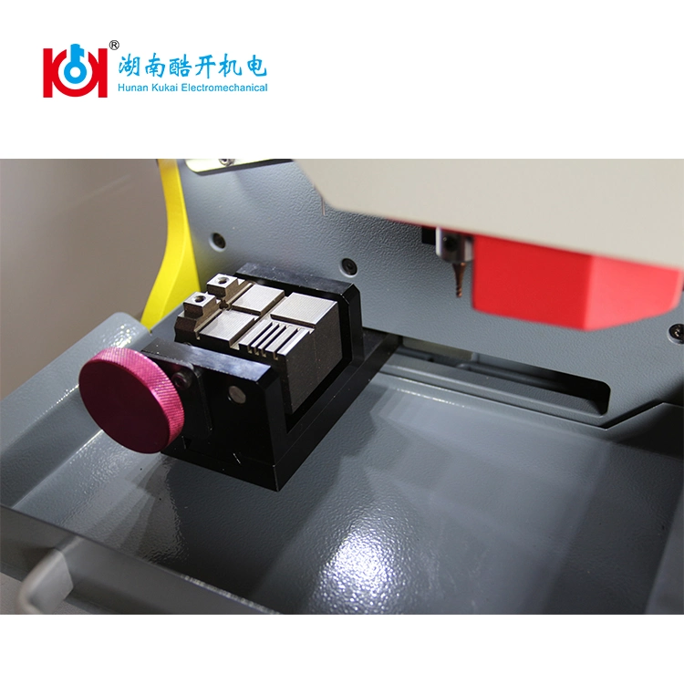 Ce and SGS Approved Universial Used Automated Computerized Portable Duplicate Key Code Cutting Machine Sec-E9 Car Key Copy Machine