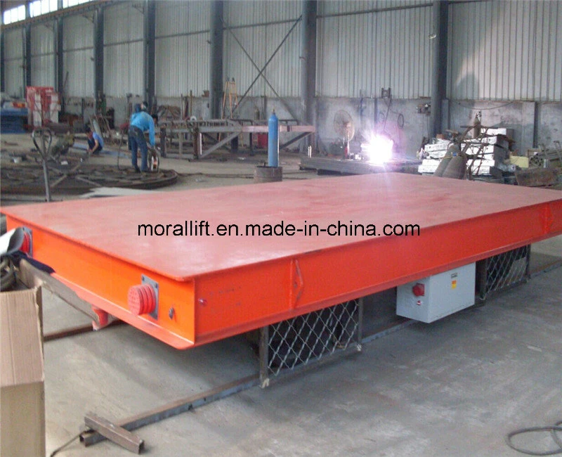 Electric transfer cart on rails for mold handling in plant