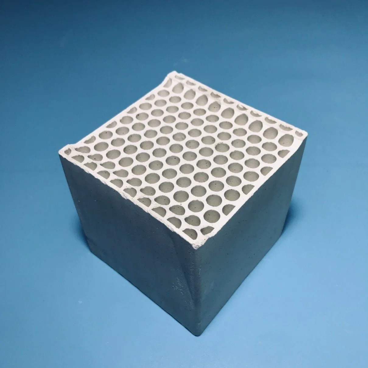 High Performance Ceramic Honeycomb Heat Regenerator Honeycomb Proppant with Porous