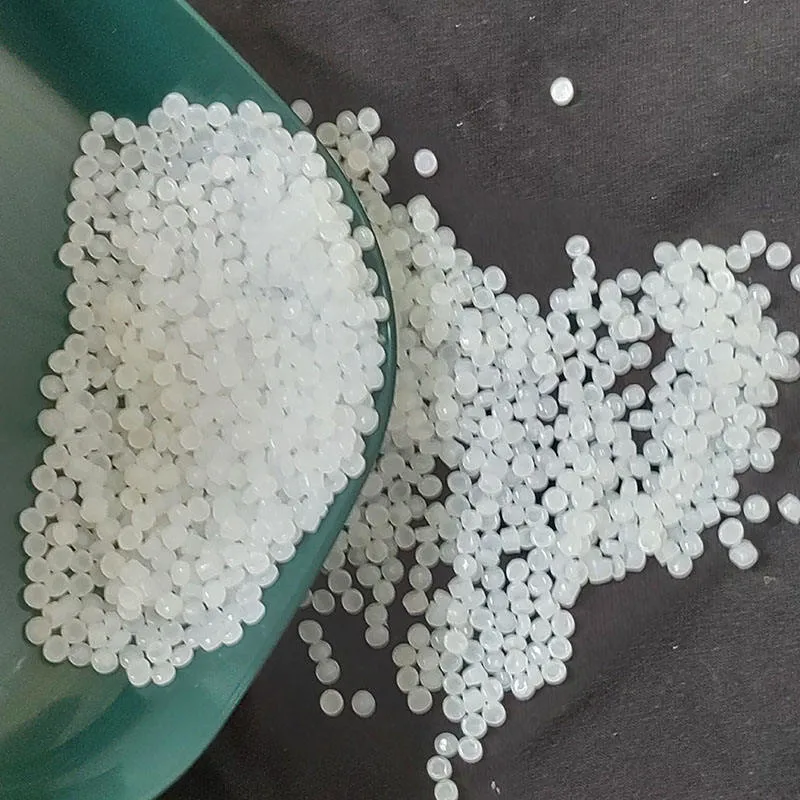 تستخدم الحبيبات البثق Hdpe 404f3/BP المواد الخام لإعادة النتوء على نطاق واسع