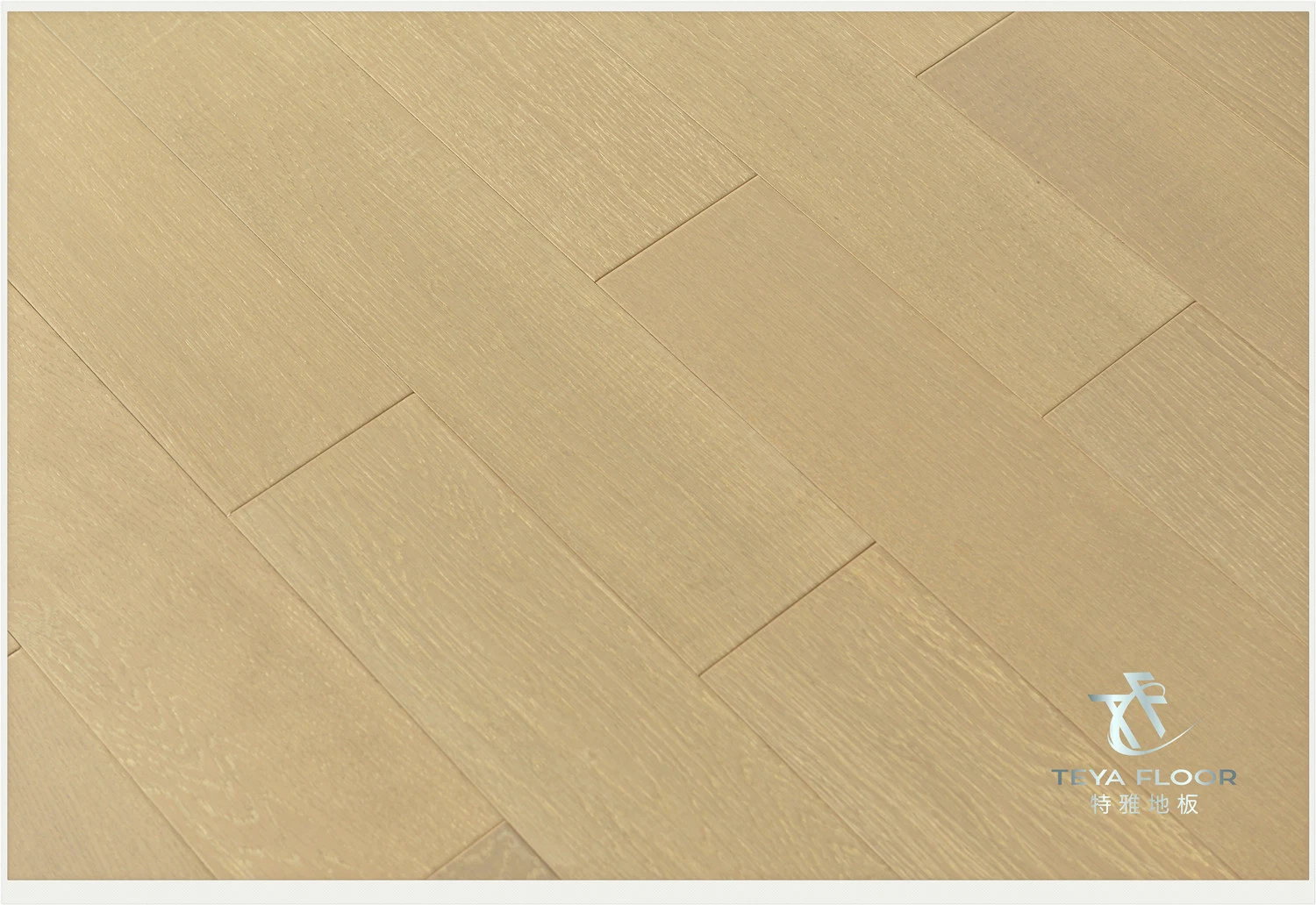 Oak Engineered Wood Floring. Brushed, UV Lacquer