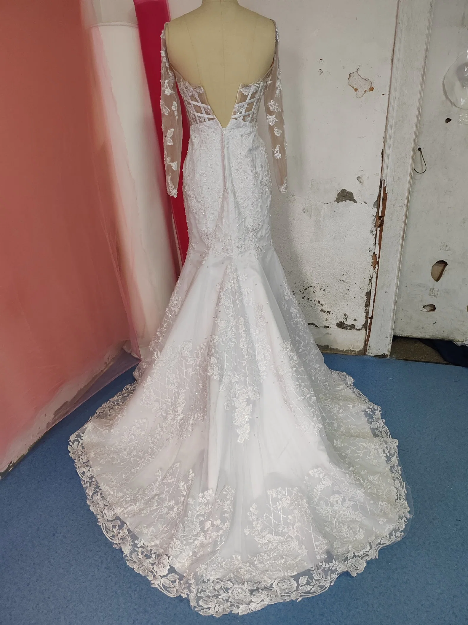 Длинные рукава Lace свадебное платье съемные поезда Свадебный мяч халаты E15119