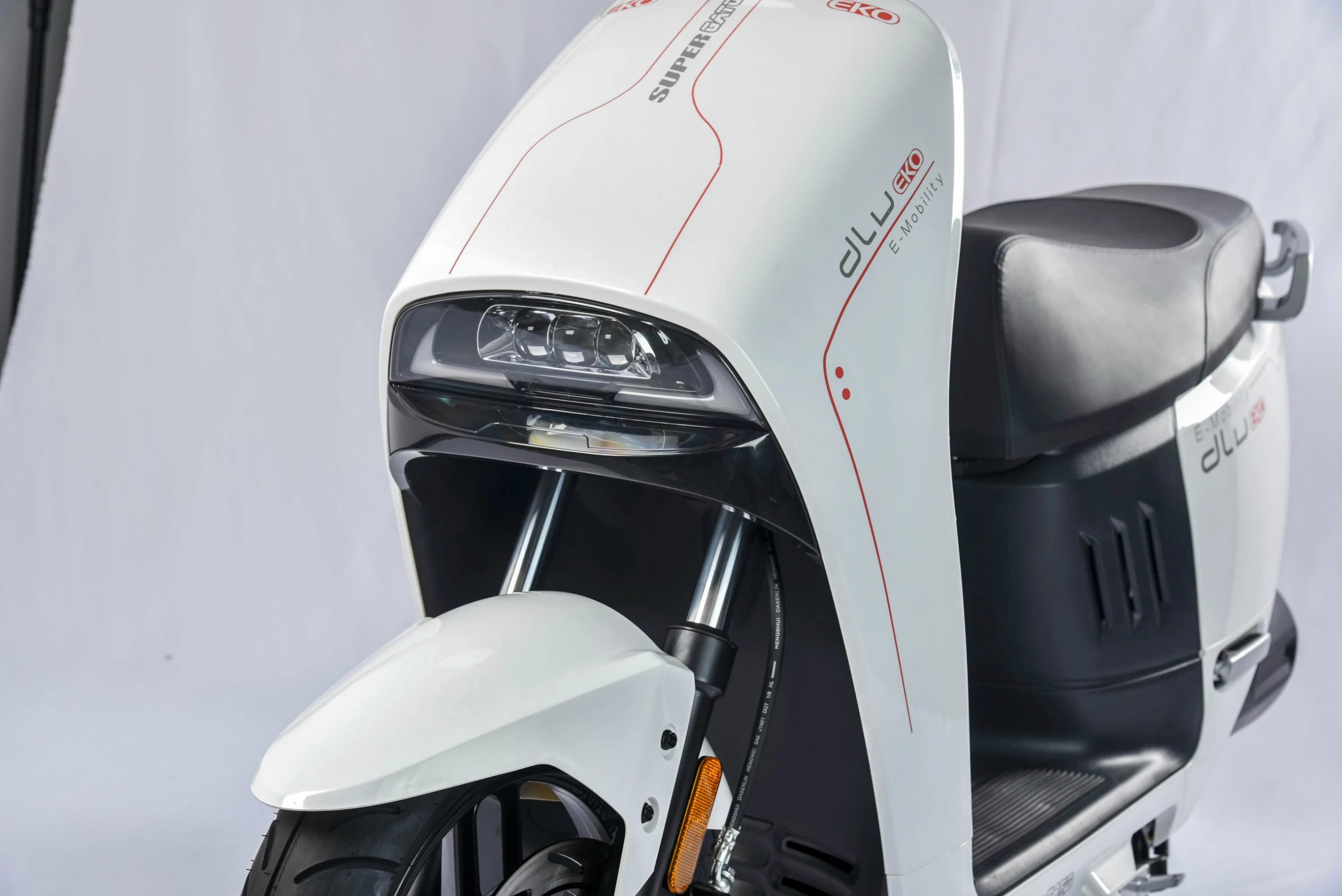 Jiangsu Wuxi Yolo Most Popular Electric Motorcycle/Quality Is Very Good/Niche