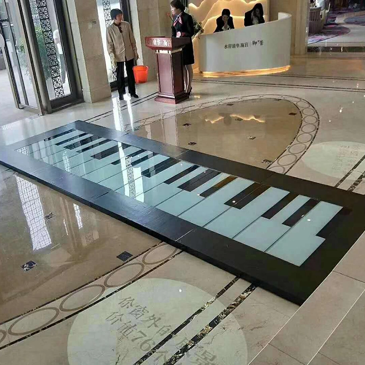 Dance Disco LED feux en plein air-de-chaussée Piano géant pour la vente de piano de pied