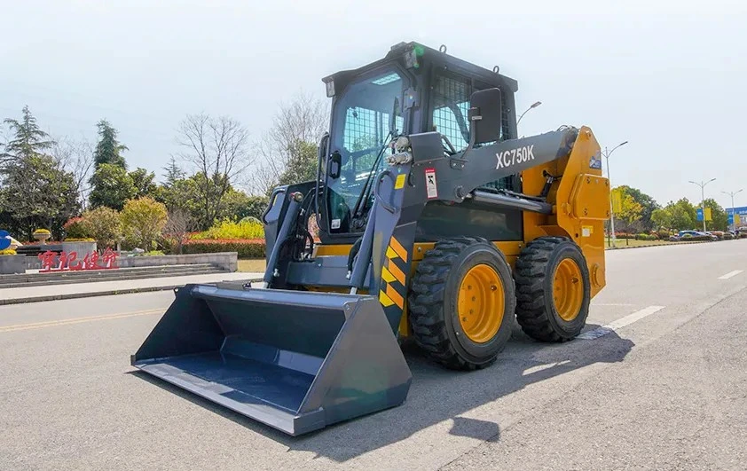 Construction Machinery Skid Steer Loader Xc750K Skid Steer Loader with Attachments