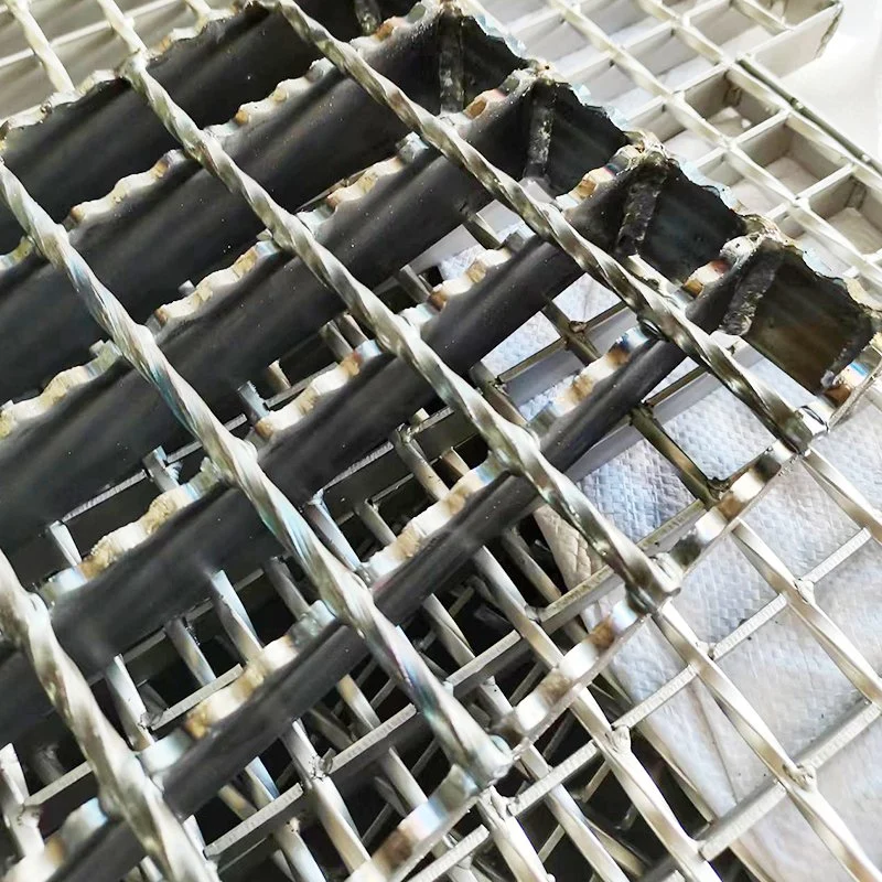 Stainless Steel Grating T1 T2 T3 T4 Hot-DIP Galvanized Expanded Metal Mesh Grate Stair Tread