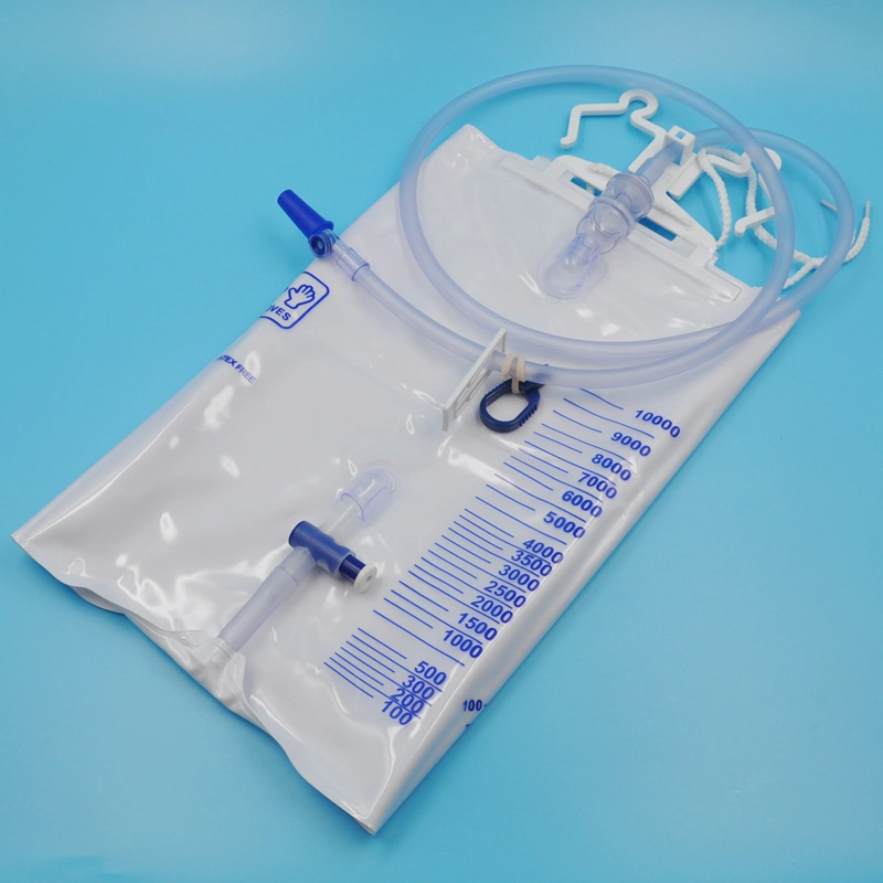 Disposable PVC CE Medical 100ml or 200ml Standard Luxury Urine Drainage Bags with Hook, with Rope