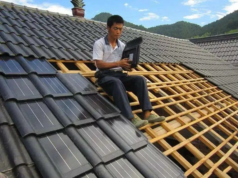 2023 New Design New Styles Solar Tile Flat Roof Tri-Curved Tile Manufacturer Solar Shingles Solar Roofing Tile for Building Villa