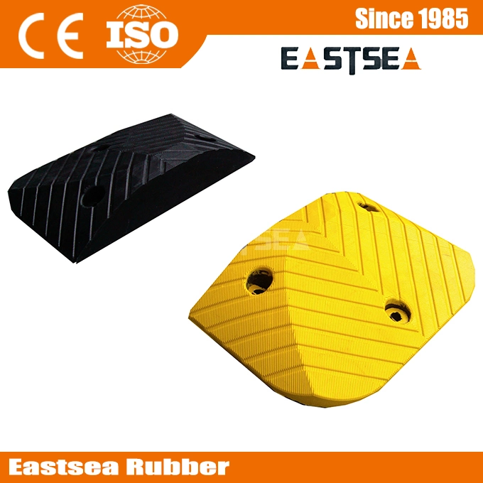 75mm Height Arrow Rubber Roadway Safety Speed Hump