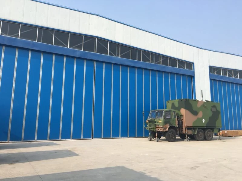 Side-Rotating Hangar Door Is Used in Small and Medium-Sized Hangars