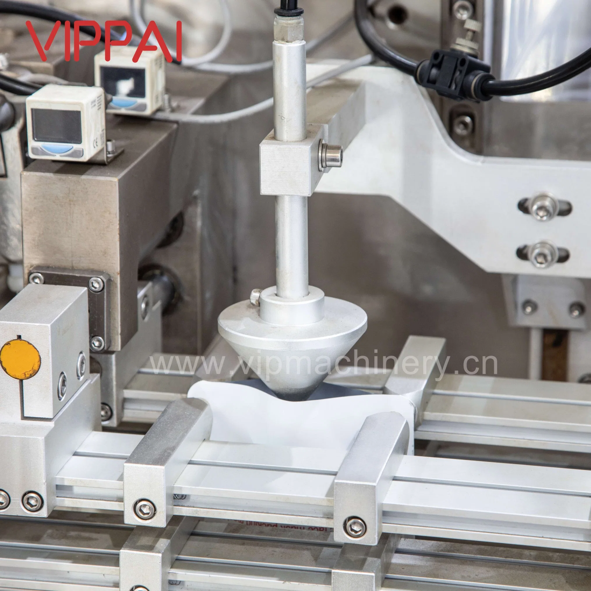 Vippai Factory Hot Sales Cosmetic Facial Mask Filling Sealing Machine in Korea