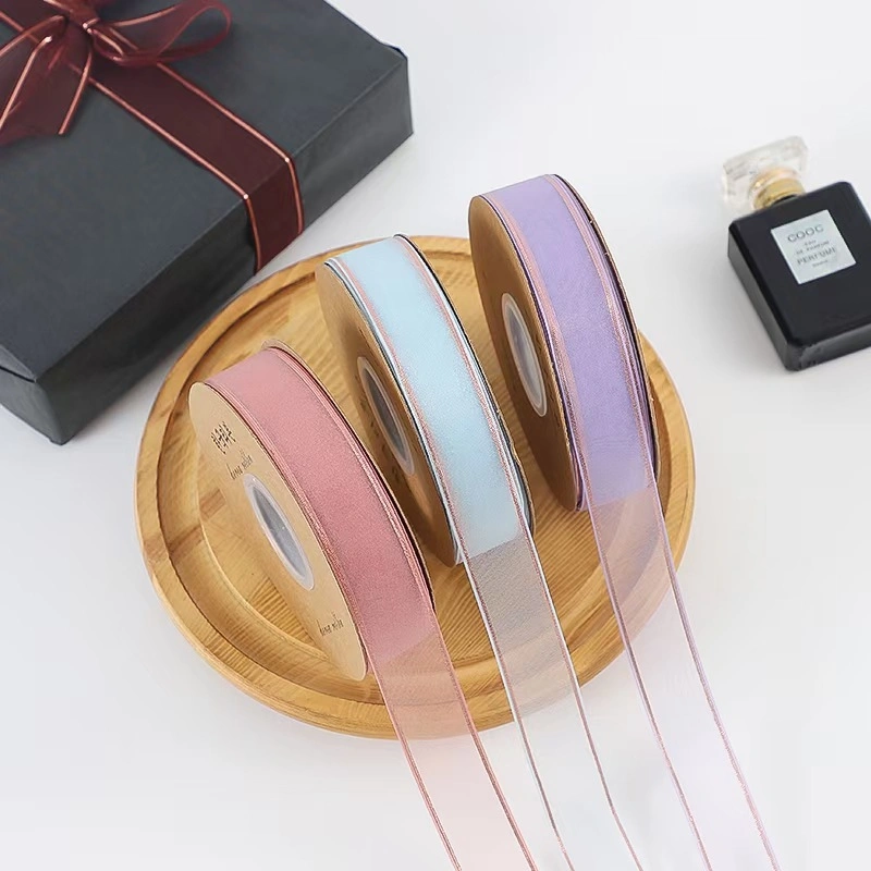 Großhandel OEM / Custom Wired Translucent bunte transparente Gold / Silber Rand Nylon Plaid Organza Band für Kuchen Dekorieren