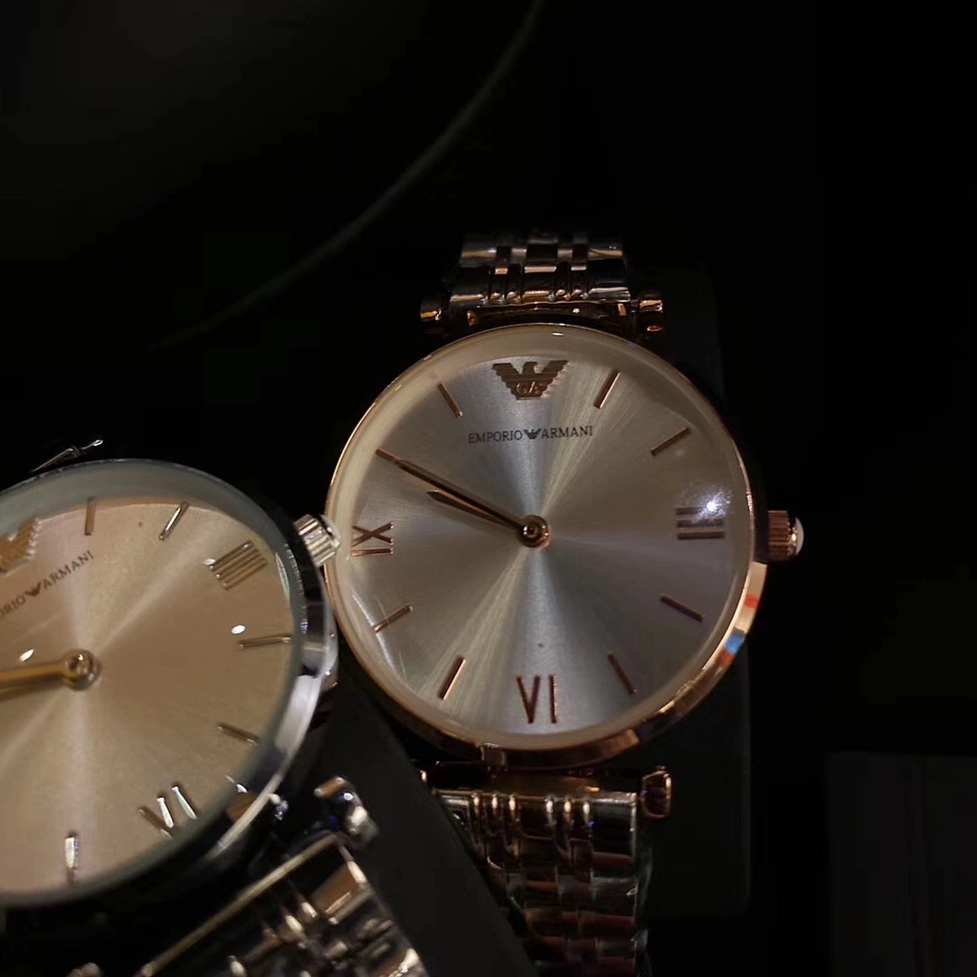 Commerce de gros de répliques le Concepteur de marques de luxe Armani Watch