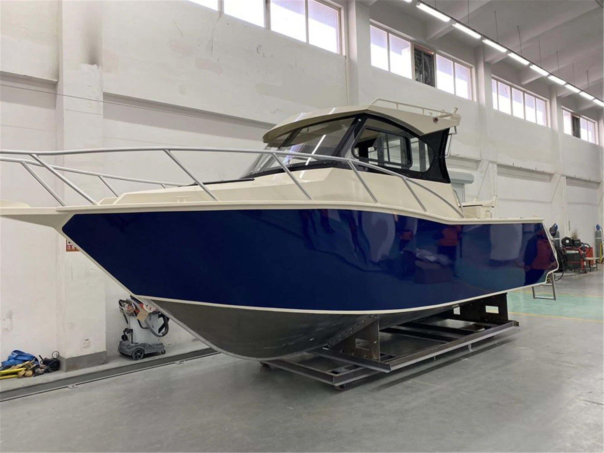 2020 New Aluminium Fishing Boat 7.5m Cuddy Cabin Made in China