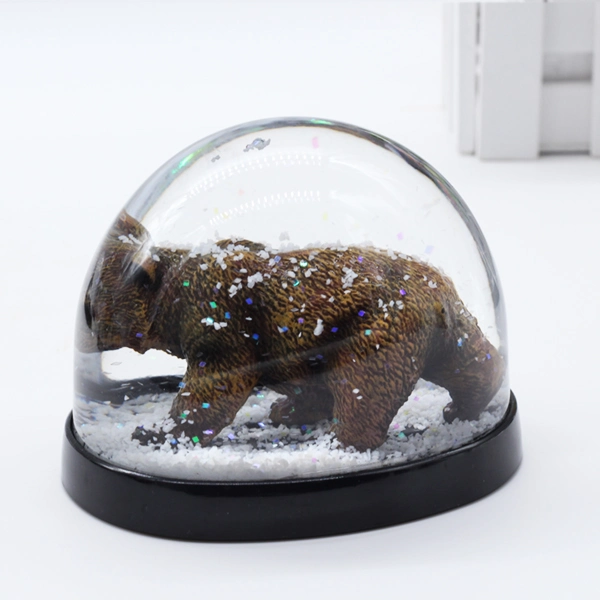 Wholesale/Supplier Plastic Snow Globe with Resin Brown Bear Inside