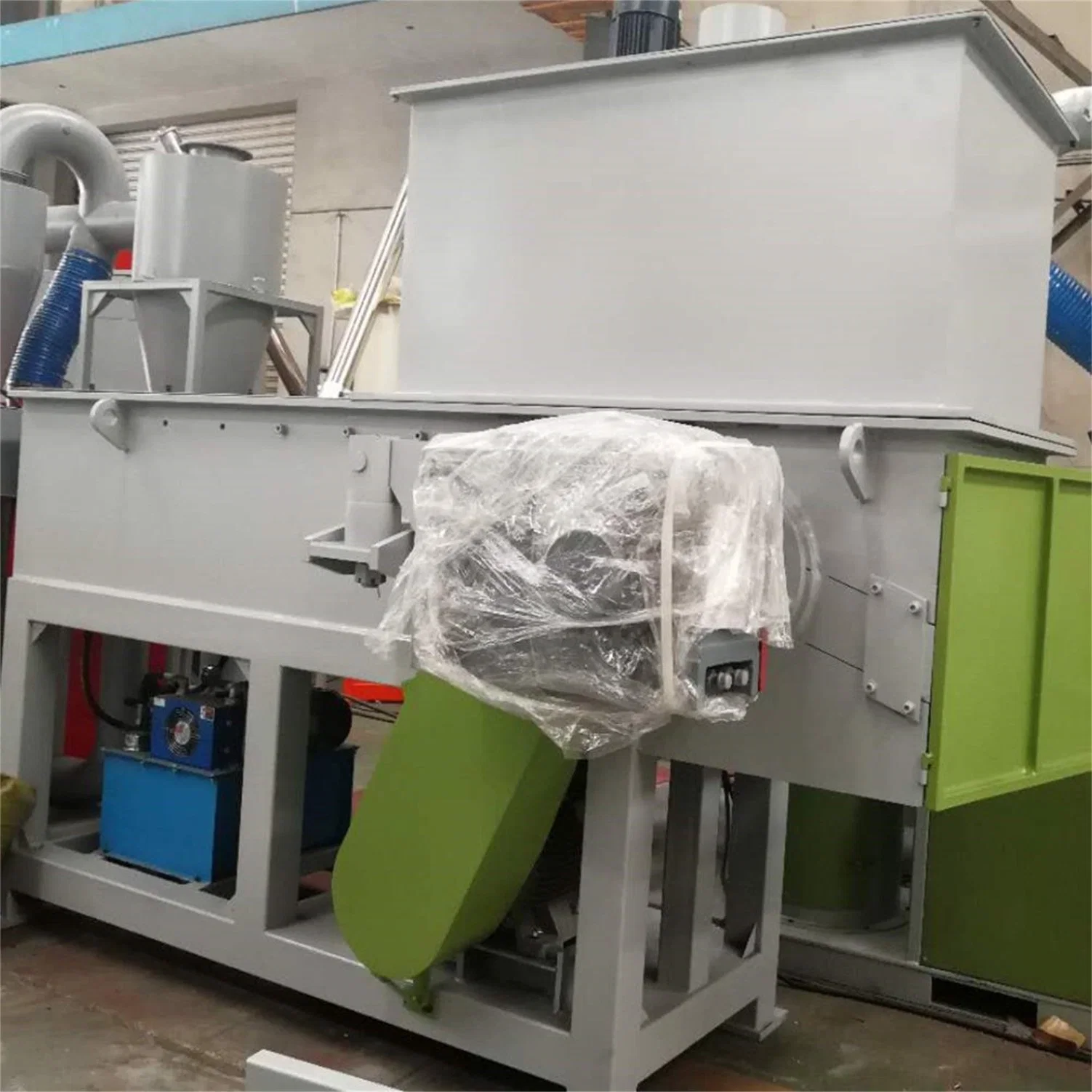 PET PP HDPE Kunststoff Zerkleinerung Film gewebte Taschen Recycling-Maschine