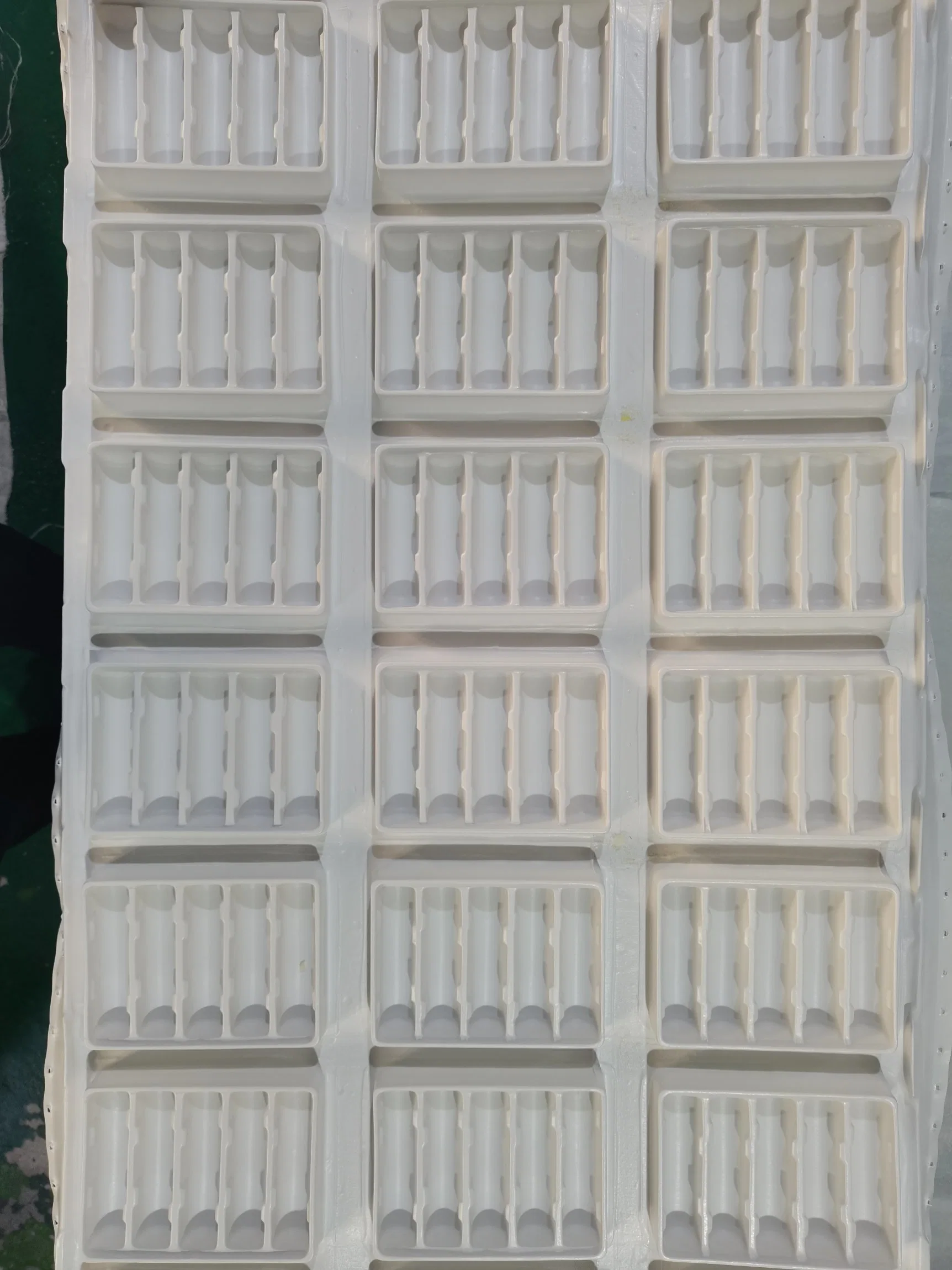 Wholesale/Supplier White Plastic Tray Blister Packing PVC Blister Packaging Insert