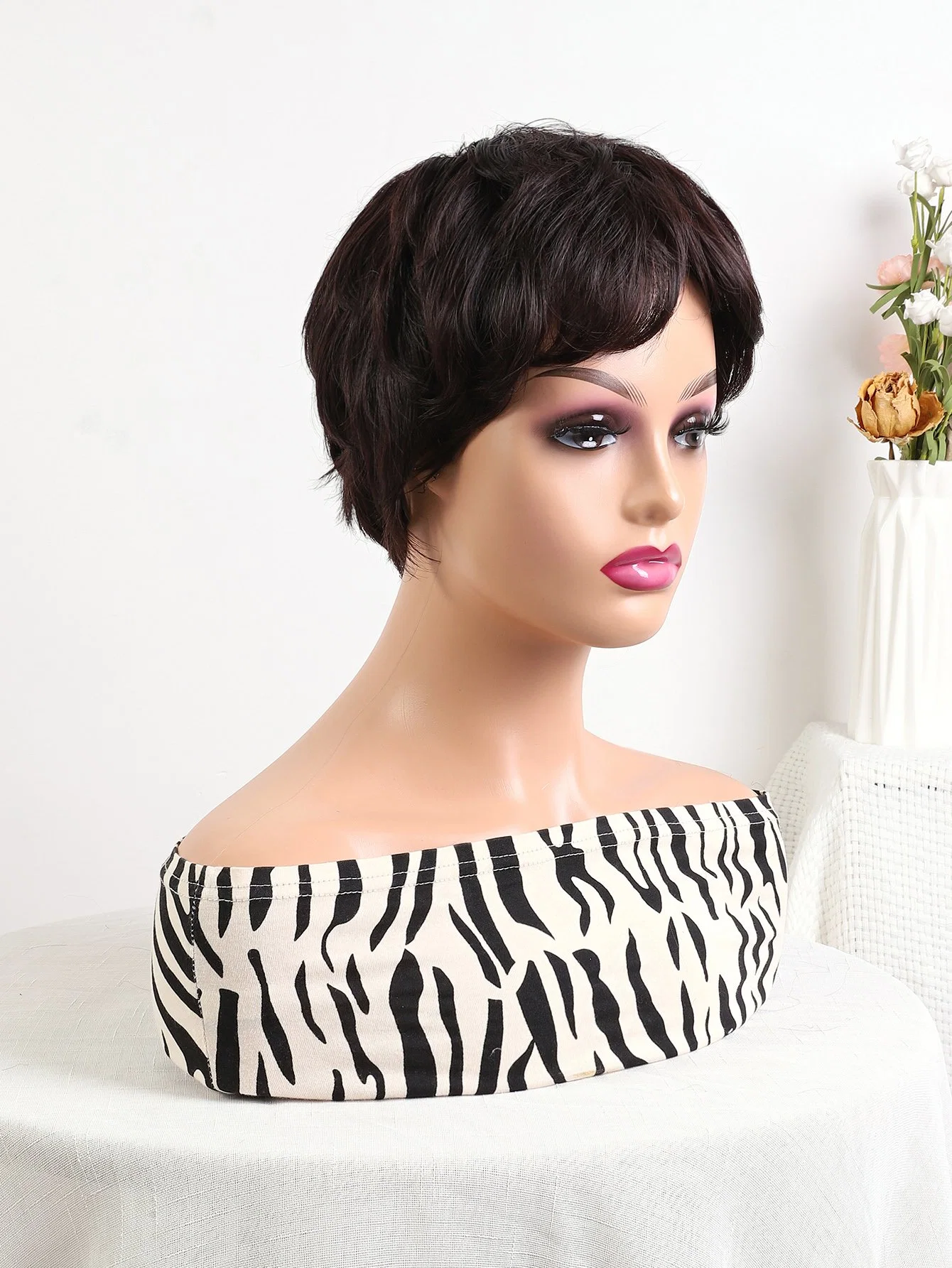 Newlook Cheap Synthetic Wigs Heat Resistant Short Pixie Wigs Wholesale/Supplier