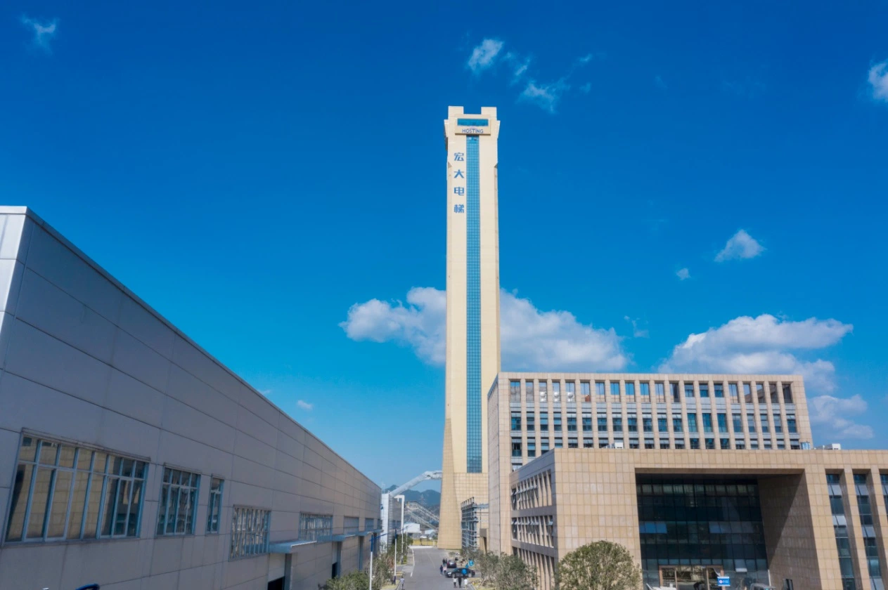 Alojamiento de fábrica 400kg~1600kg piezas de elevación Ningbo elevador de máquina sin engranajes Emac