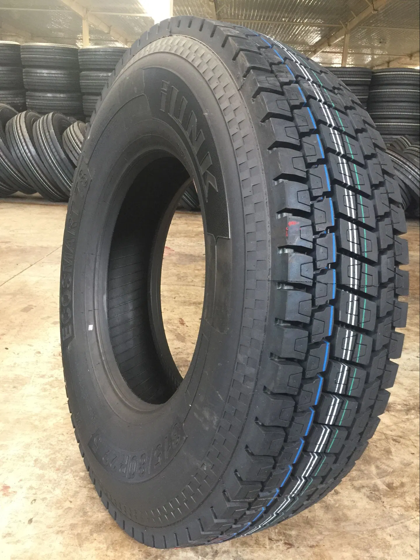 Marca la constancia del Neumático de Camión Radial TBR NEUMÁTICO (215/75R17.5 235/75R17.5 225/70R19,5 245/70R19,5)