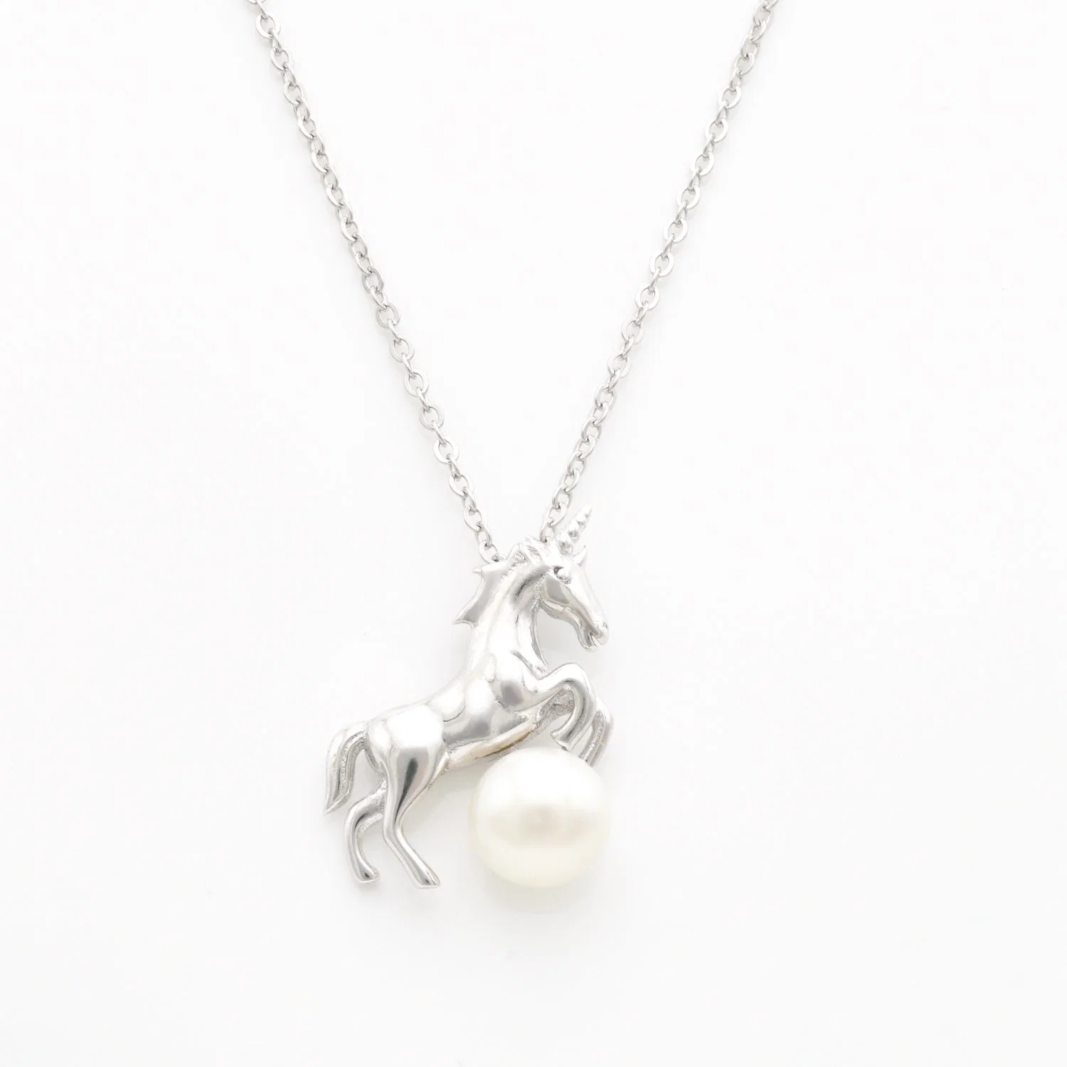 Design Simple Pretty Fashion Rhodium Plating Silver Jewellery Pearl Horse Pendant Necklace