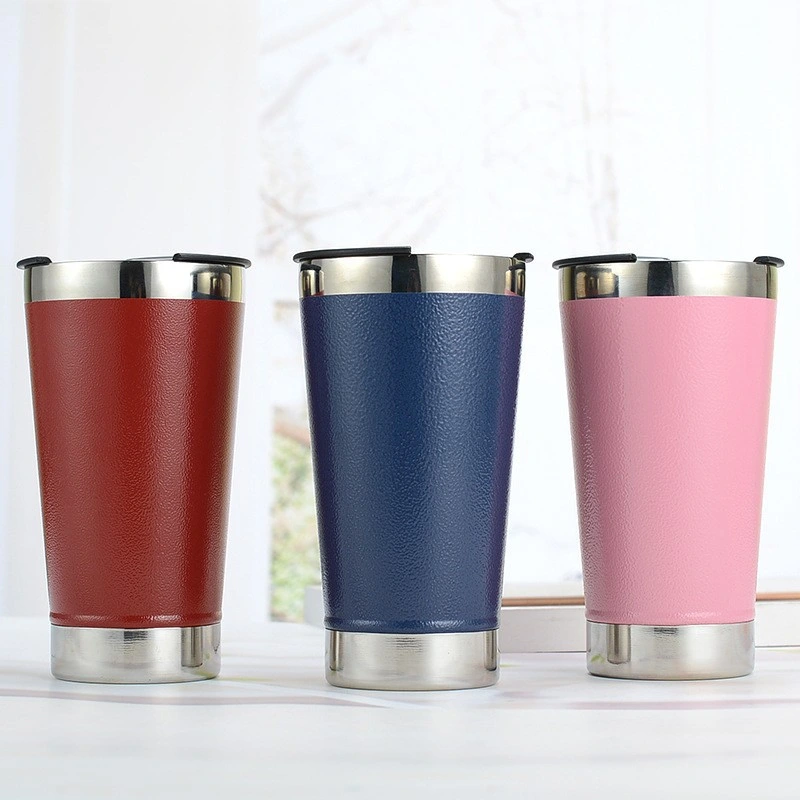 Vente chaude Tasse de voyage isotherme 20 oz pour l'eau/café en conduite autonome.