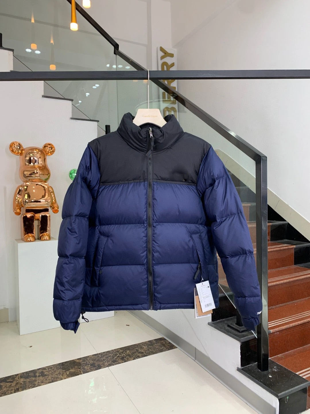 Vestuário de inverno Outwear Designer Outwear casaco com enchimento de marca atacado