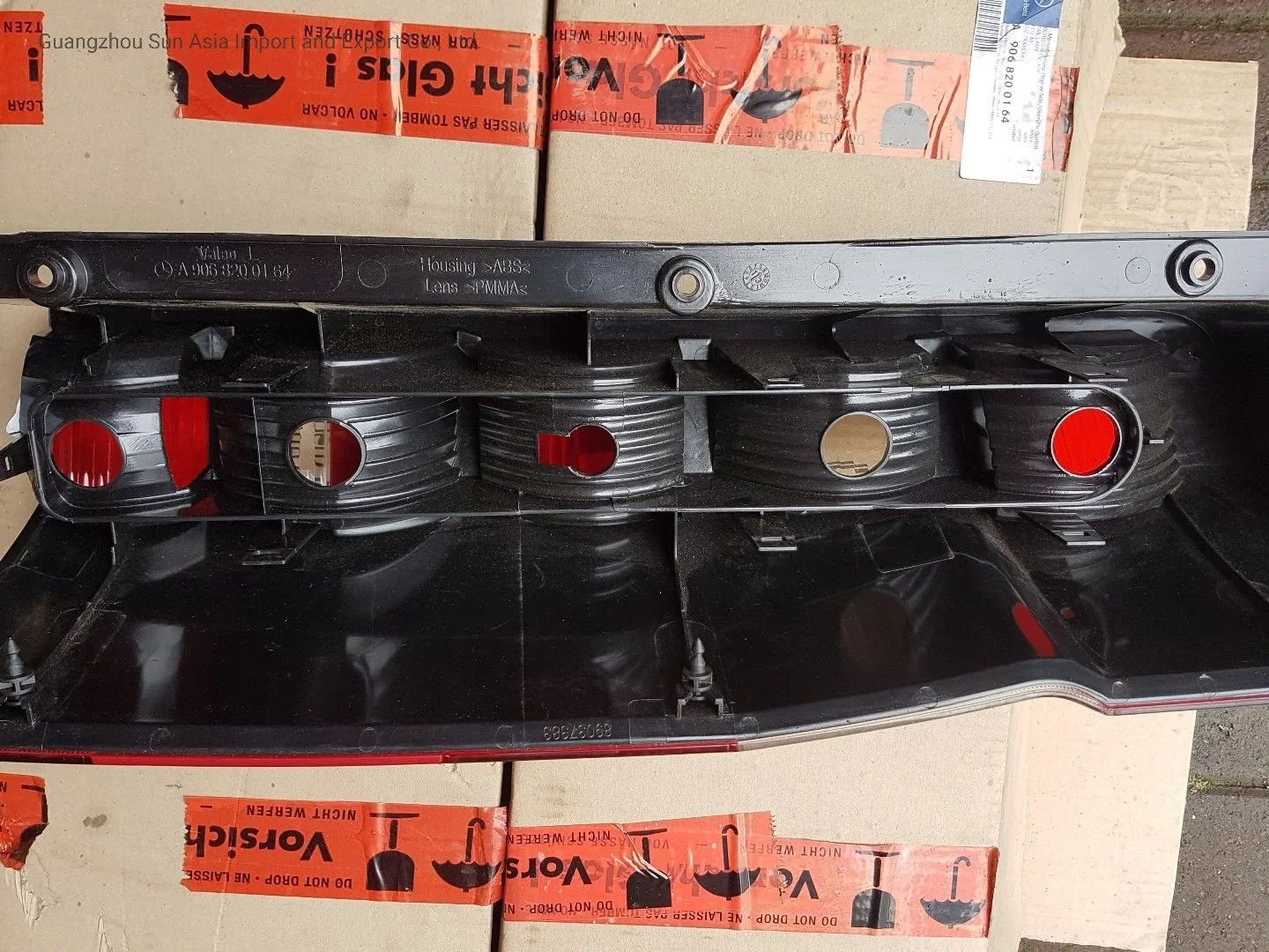 Lâmpada traseira para peças Mercedes Sprinter 2006 Auto Parts 9068200264 RH 9068200164 LH