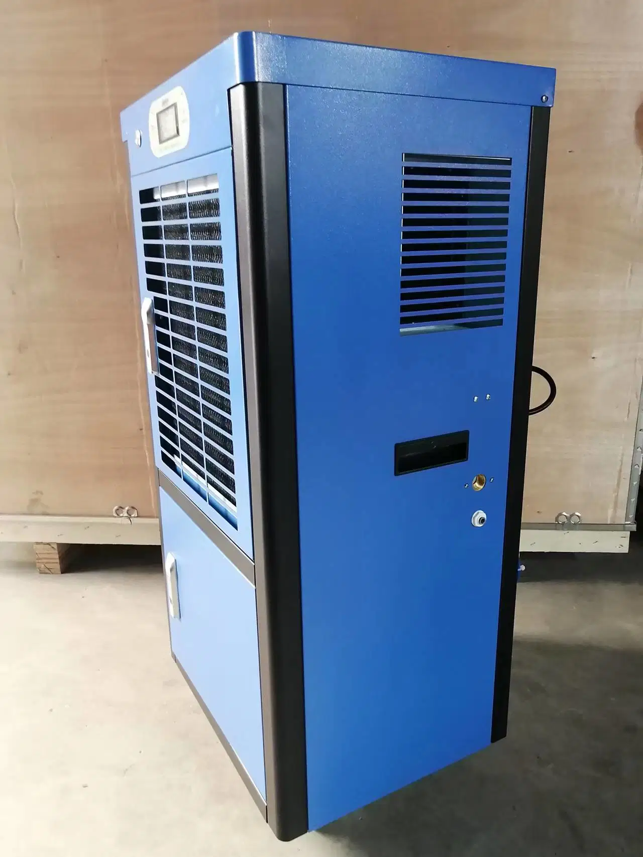 Water Purifier 20L Family Use Atmospheric Water Generator Water From Air Machine