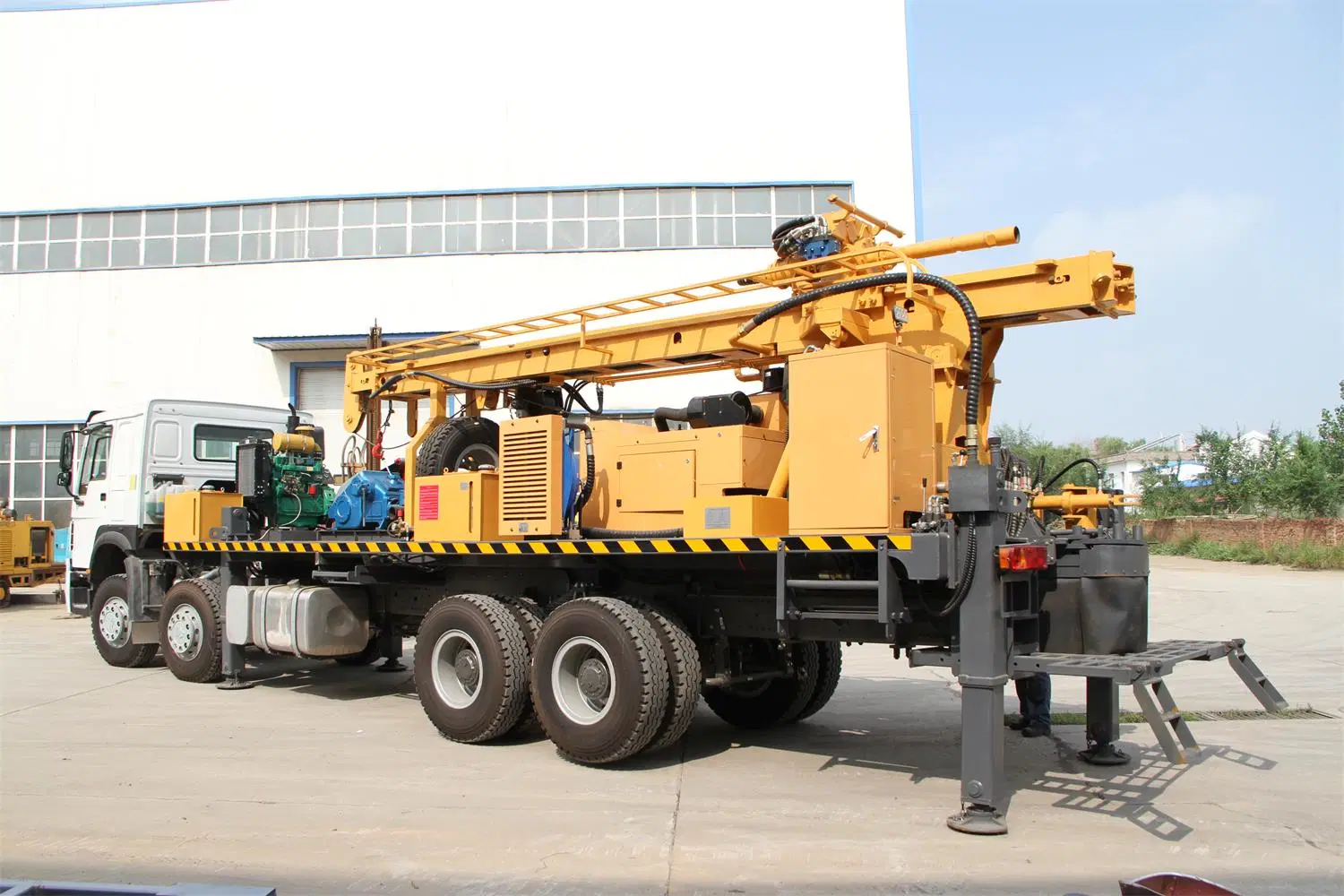 Diesel Engine Full Hydraulic Rotary Table Power Head Truck Mounted Water Borehole Drilling