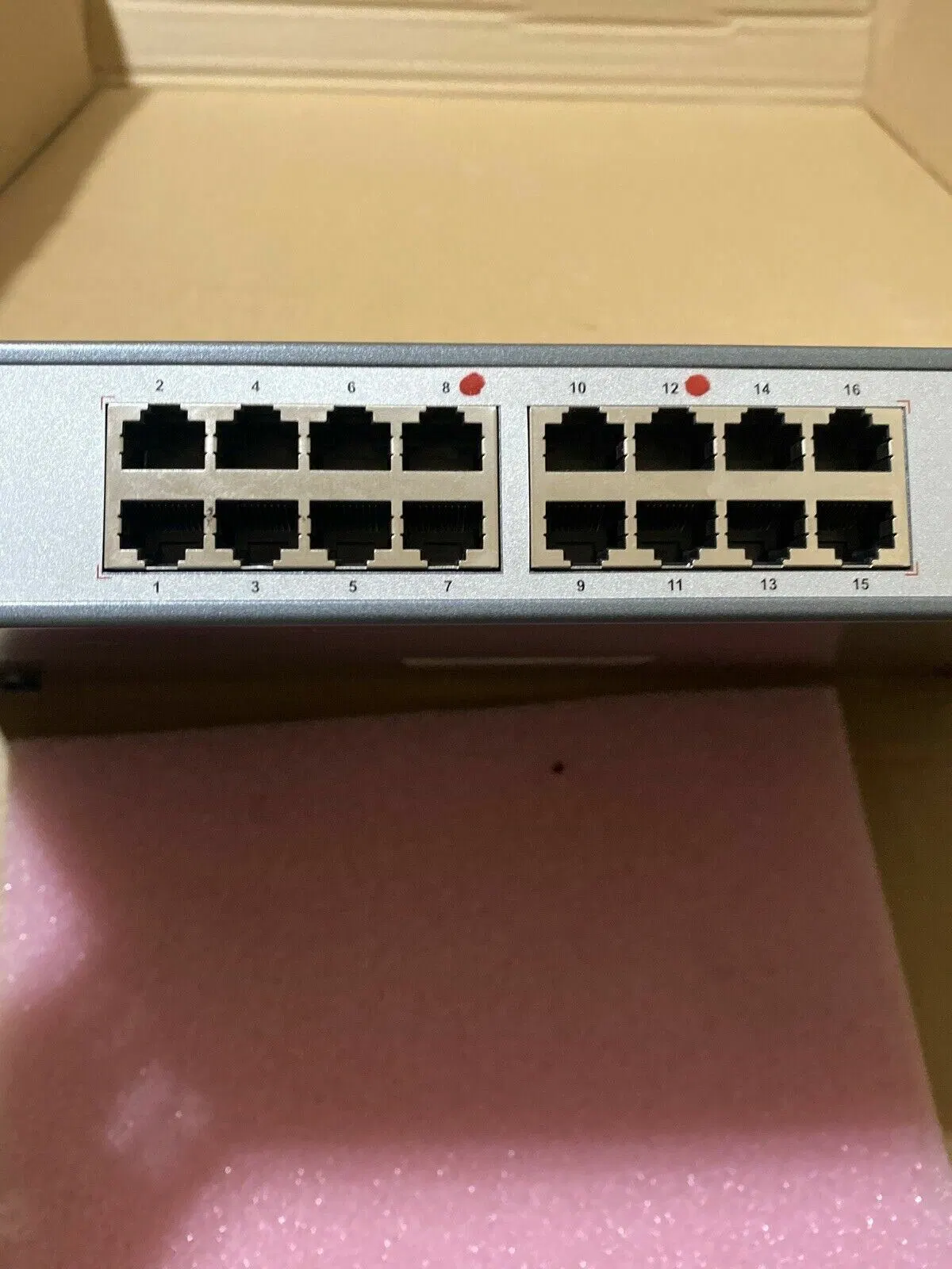 Onv-Poe33016PF - на 16 гигабитных портов Poe + 2 порта Gigabit SFP оптоволоконных портов 30W/порт