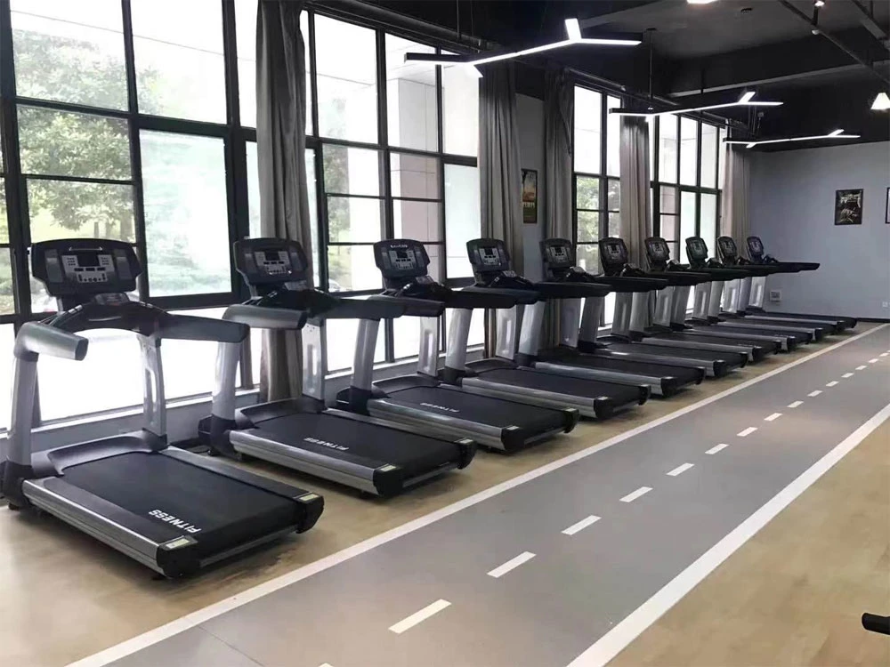 Salle de gym de l'équipement commercial machine de course sur tapis roulant motorisé électrique pliant