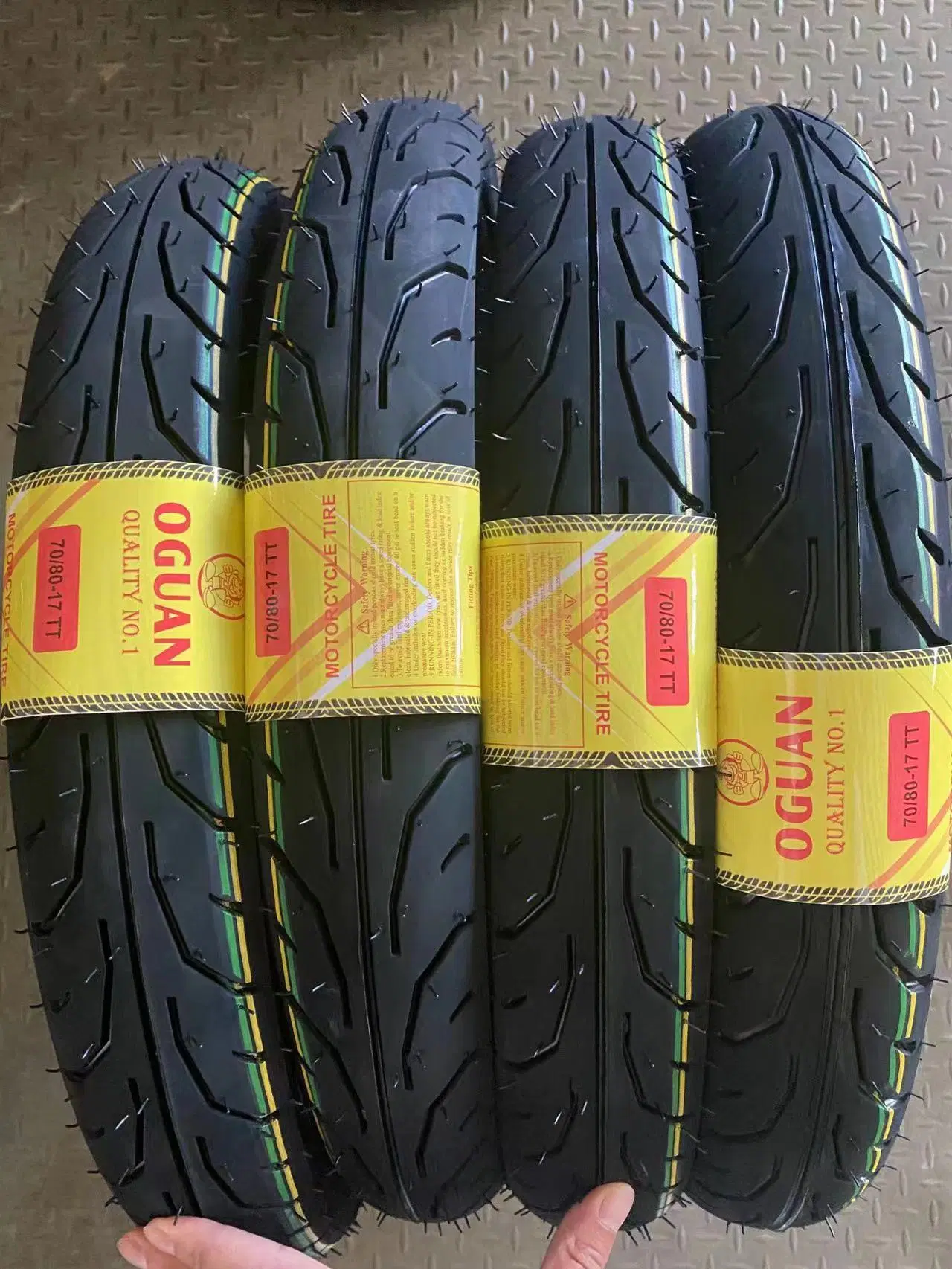 Tayar Cauchos PARA Motos Herschel Kenda pneus tubeless Moto Scooter pneu Tube de pneus 90/80-17 17lnch jantes