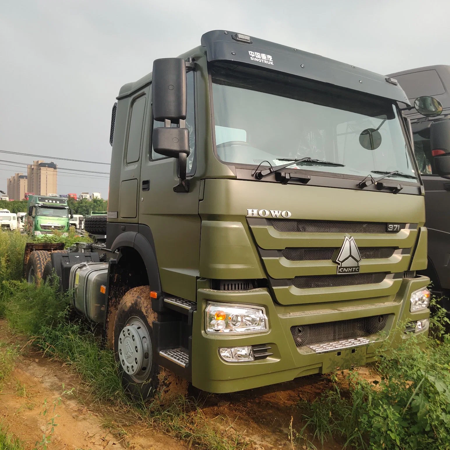 Sinotruk HOWO Nueva 6X4 IZD camión tractor 371CV de potencia principal de la cabeza de camiones en venta