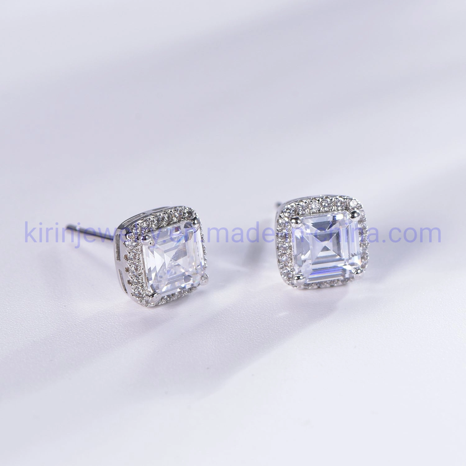 2022 Earrings Jewelry Zircon Earrings Women's Sterling Silver Round Clear Cubic Zirconia Stud Earrings