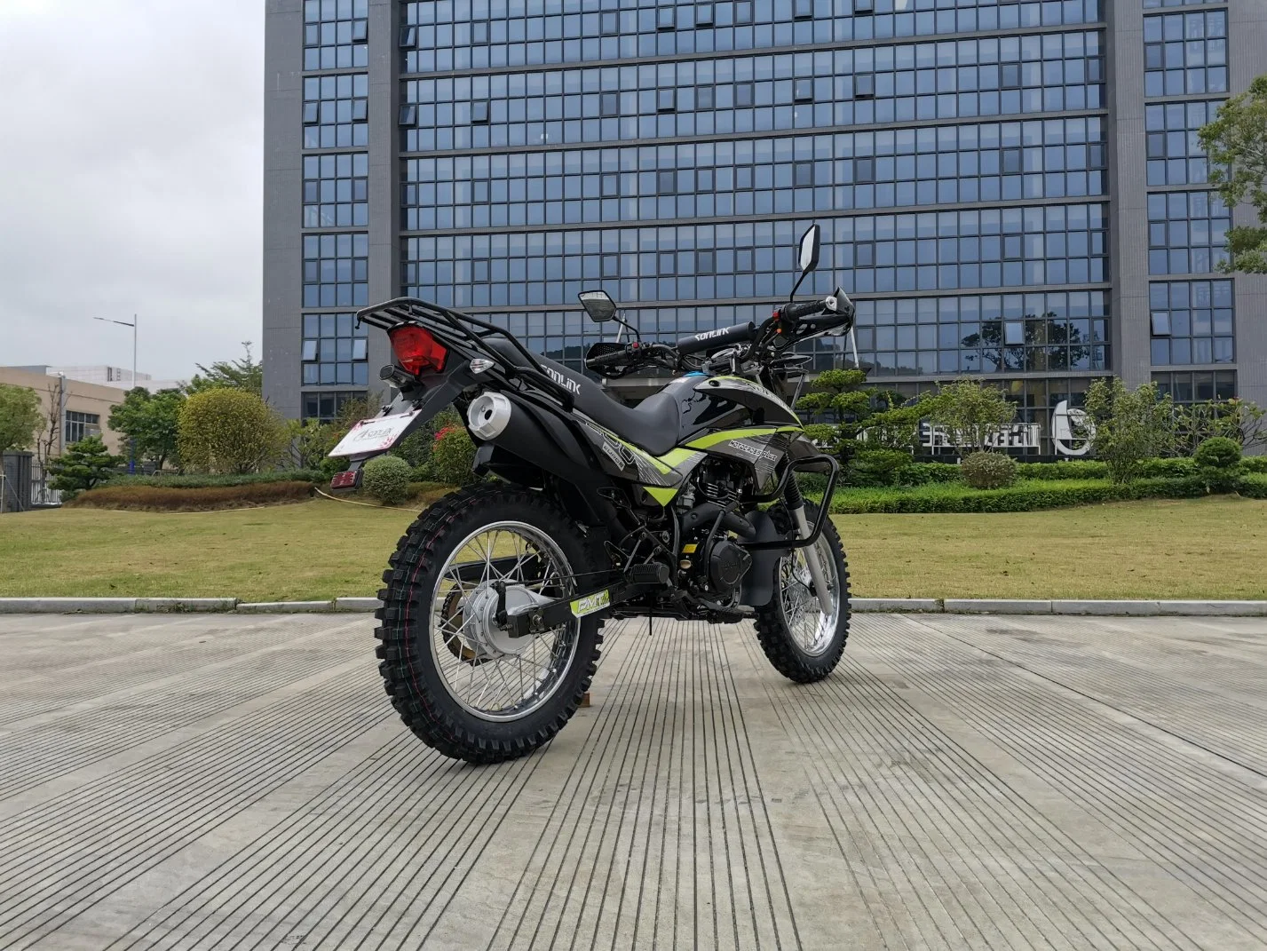 150cc, 200cc, 250cc Collado de aire/ refrigeración de agua Clásico barato Dirt-Bike