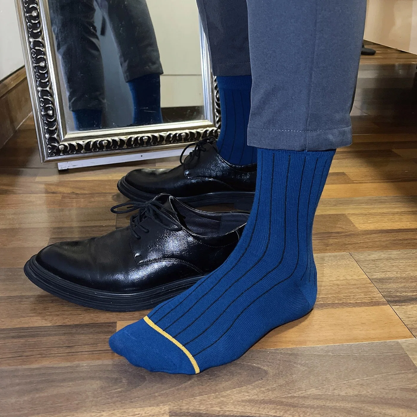 Clever-Men Mode Gold Toe Line Men's Formal Wear MID-Length Tube European and American Cotton Business Man Work Socks